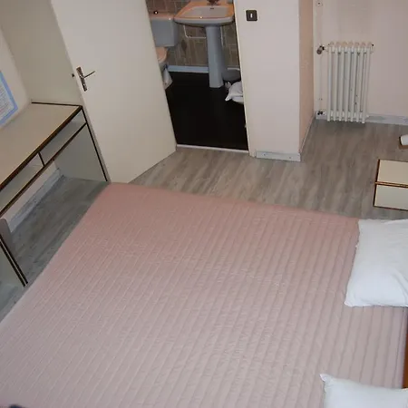 Citotel Jalade 2* Millau