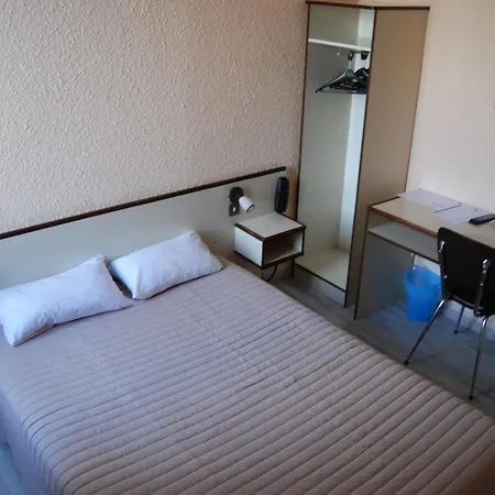 Citotel Jalade 2* Millau
